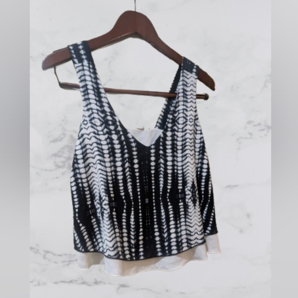Tyche Multi Patterned Crop Tank Top Women's Size Small